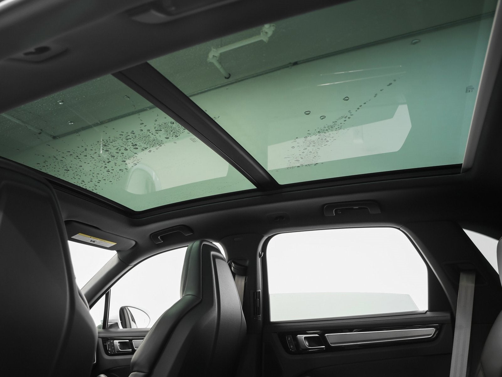 2023 Porsche Cayenne S Platinum Edition