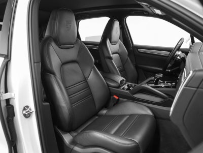 2023 Porsche Cayenne S Platinum Edition