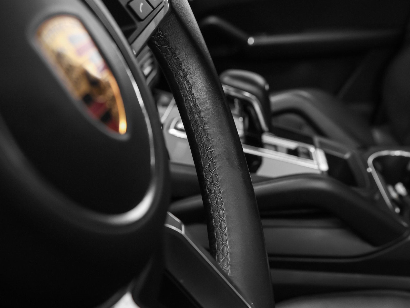 2023 Porsche Cayenne S Platinum Edition