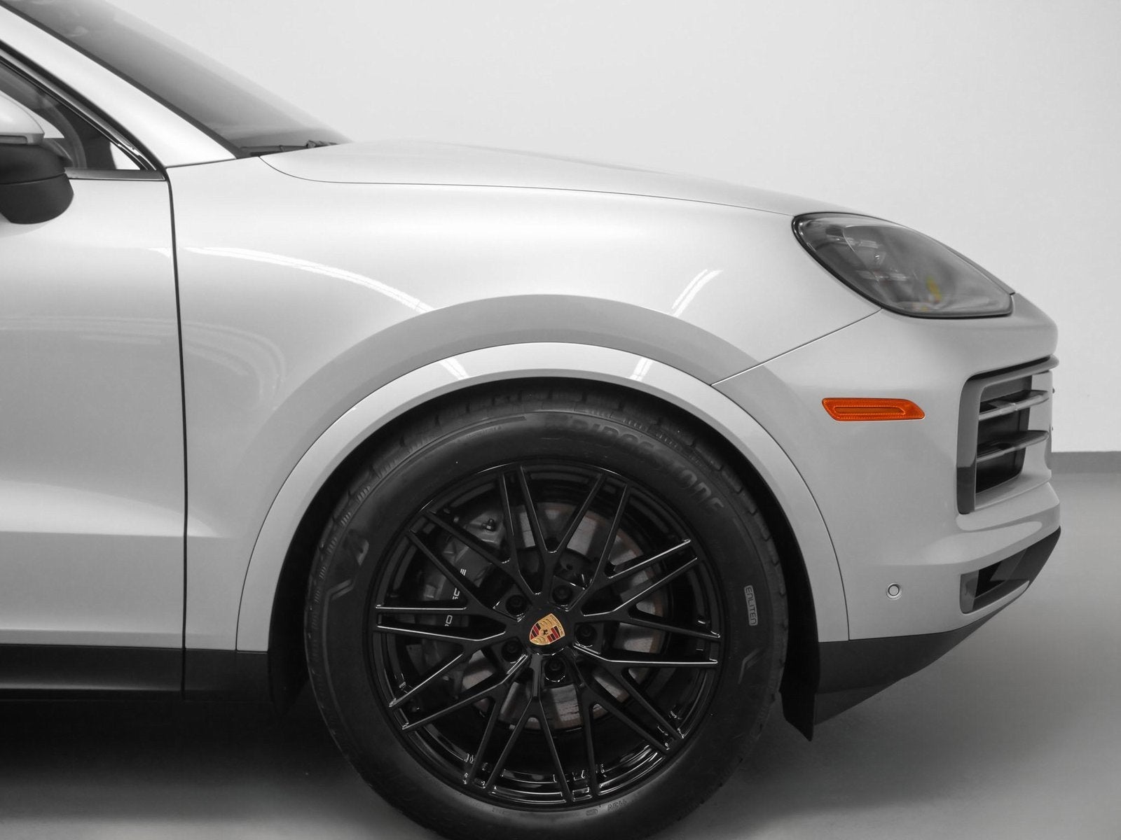 2025 Porsche Cayenne Base