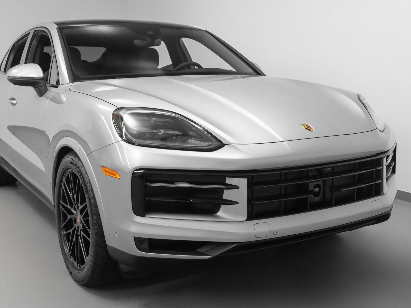 2025 Porsche Cayenne Base