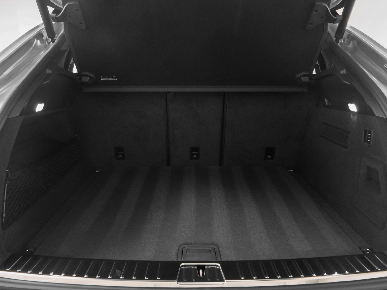 2025 Porsche Cayenne Base