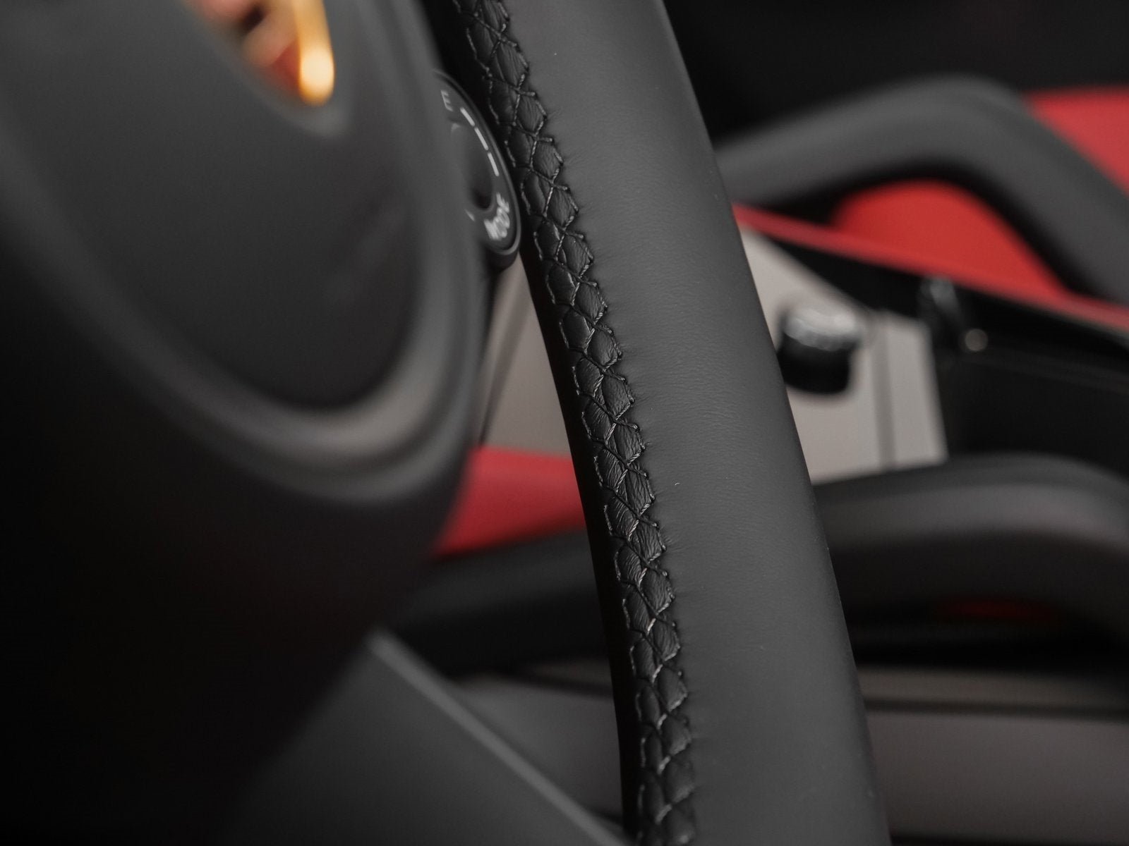 2025 Porsche Cayenne Base