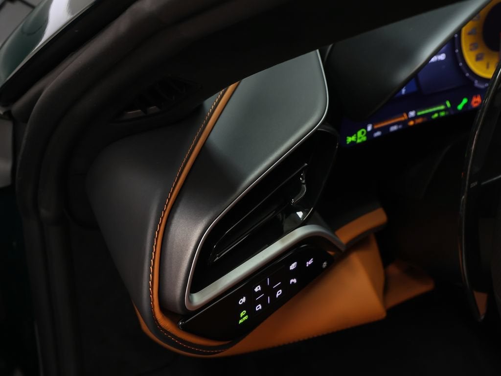 2025 Ferrari 296 GTS Base