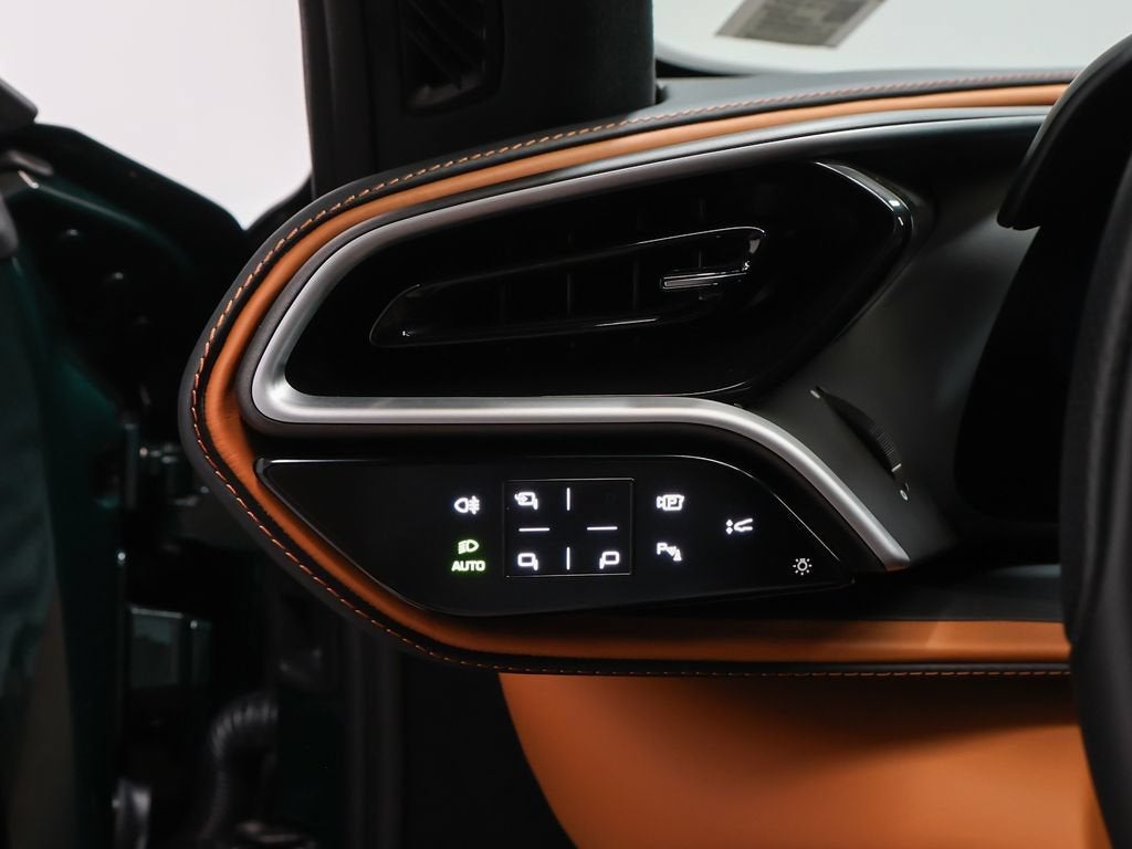 2025 Ferrari 296 GTS Base