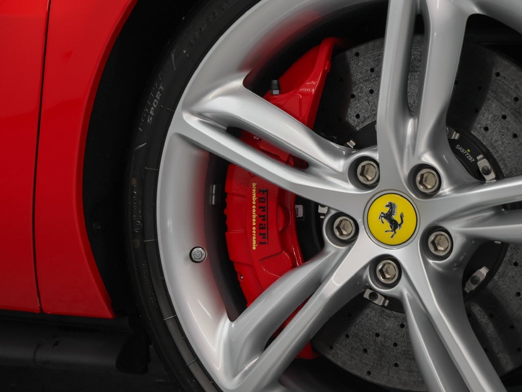 2025 Ferrari 296 GTS Base