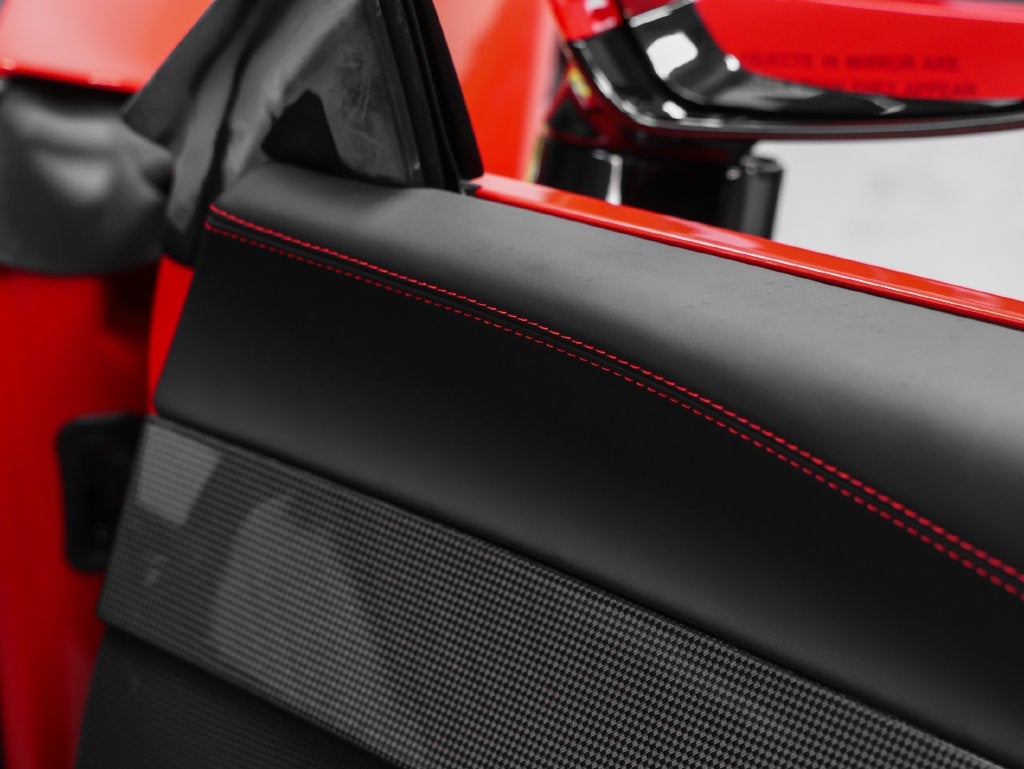 2025 Ferrari 296 GTS Base