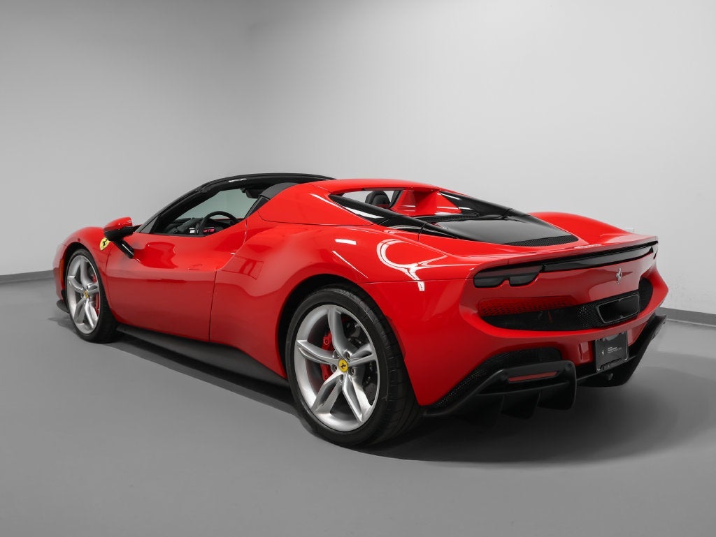 2025 Ferrari 296 GTS Base