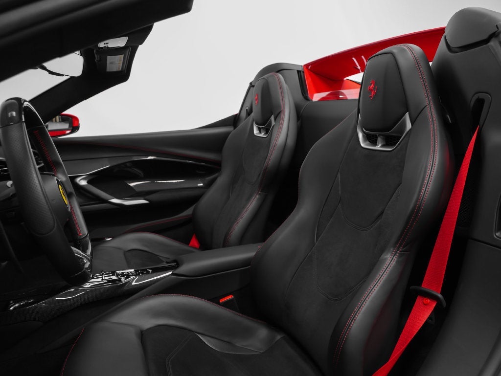 2025 Ferrari 296 GTS Base