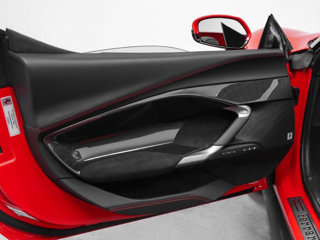 2025 Ferrari 296 GTS Base
