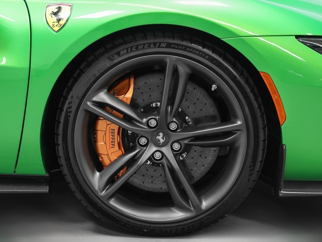2024 Ferrari 296 GTS Base