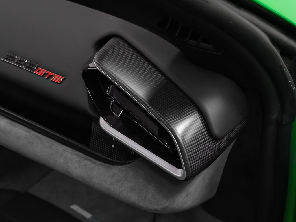 2024 Ferrari 296 GTS Base