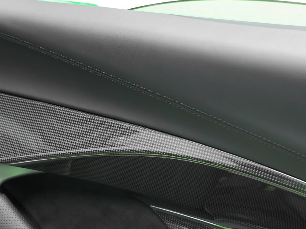 2024 Ferrari 296 GTS Base
