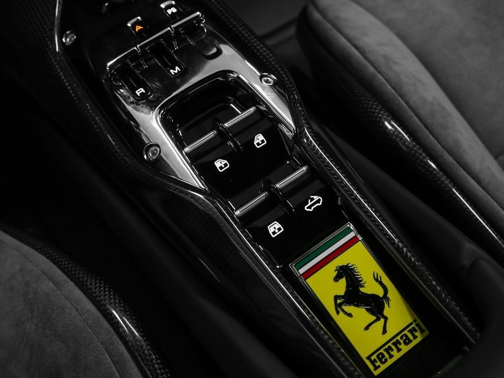 2024 Ferrari 296 GTS Base