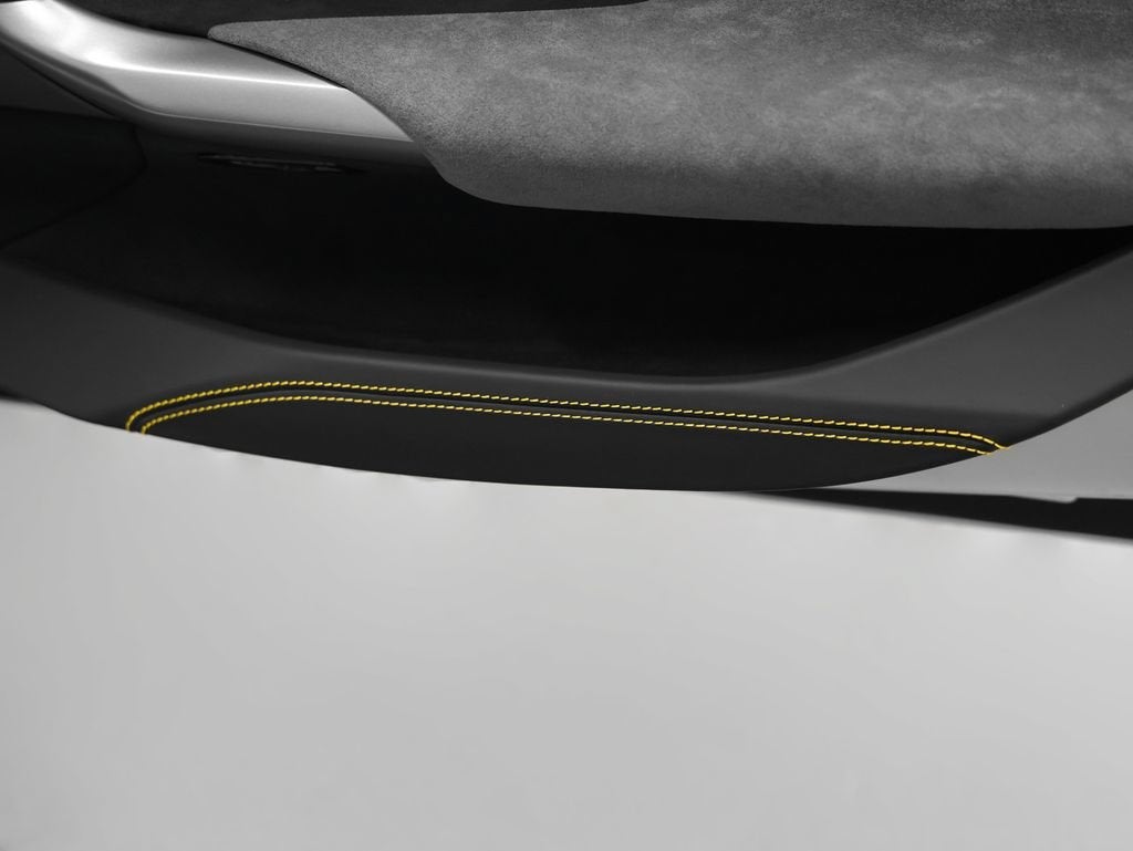 2025 Ferrari 296 GTS Base