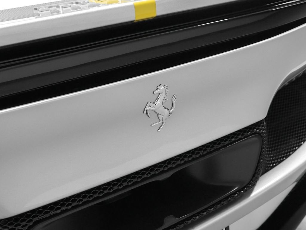 2025 Ferrari 296 GTS Base