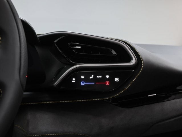2025 Ferrari 296 GTS Base