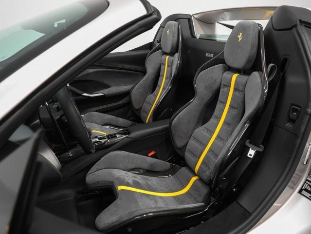 2025 Ferrari 296 GTS Base
