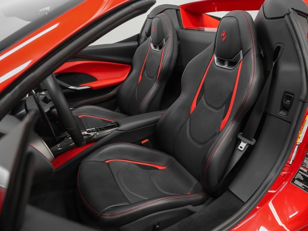 2024 Ferrari 296 GTS Base