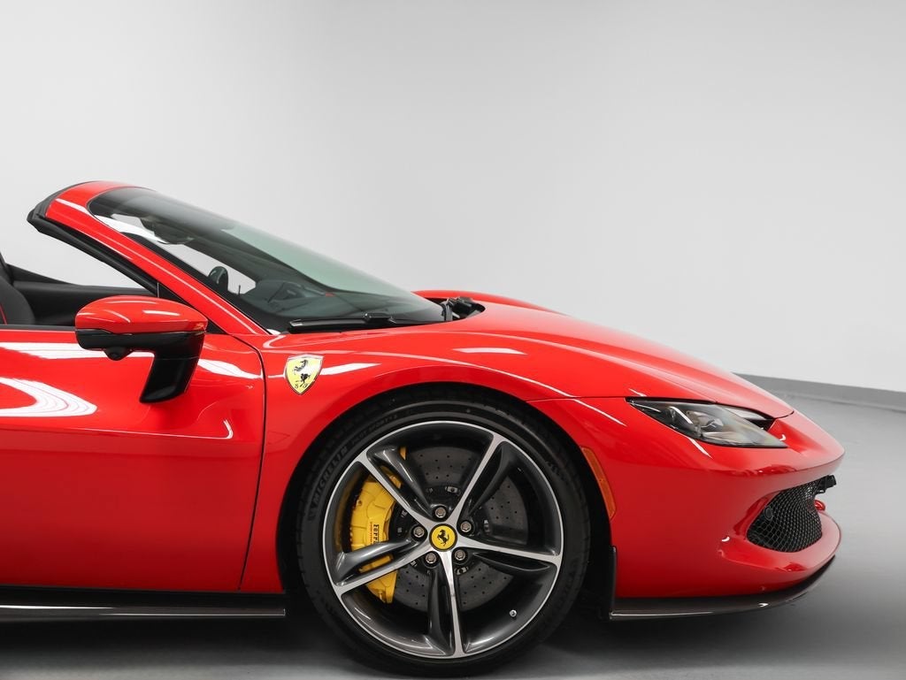 2024 Ferrari 296 GTS Base