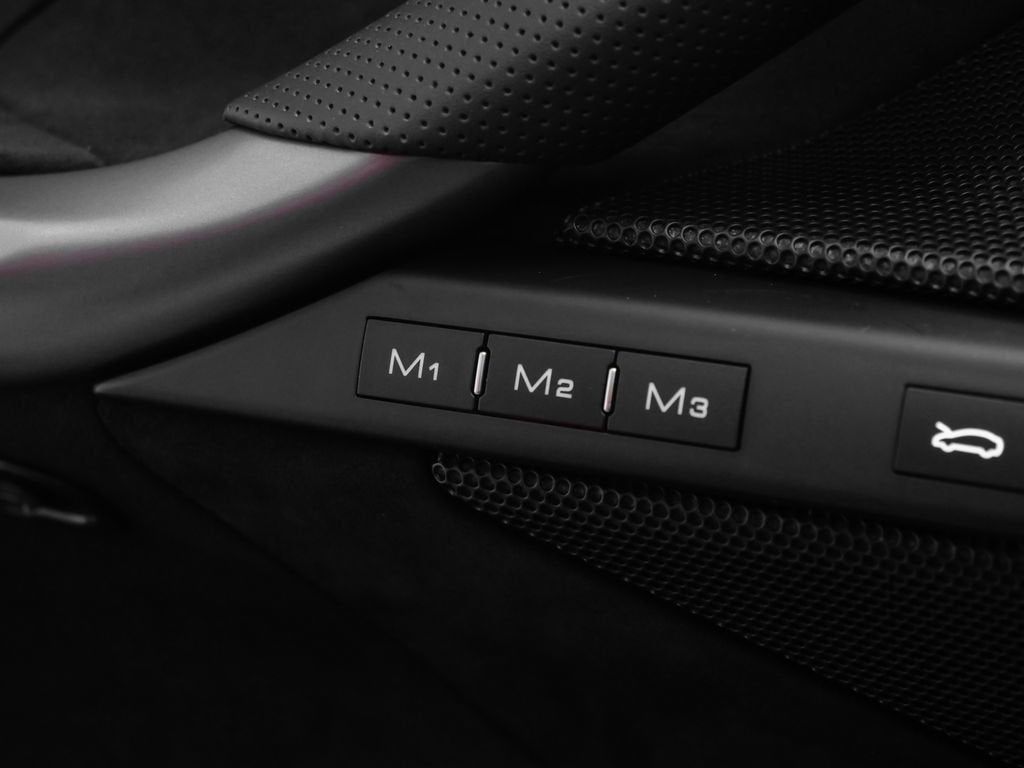 2024 Ferrari 296 GTS Base