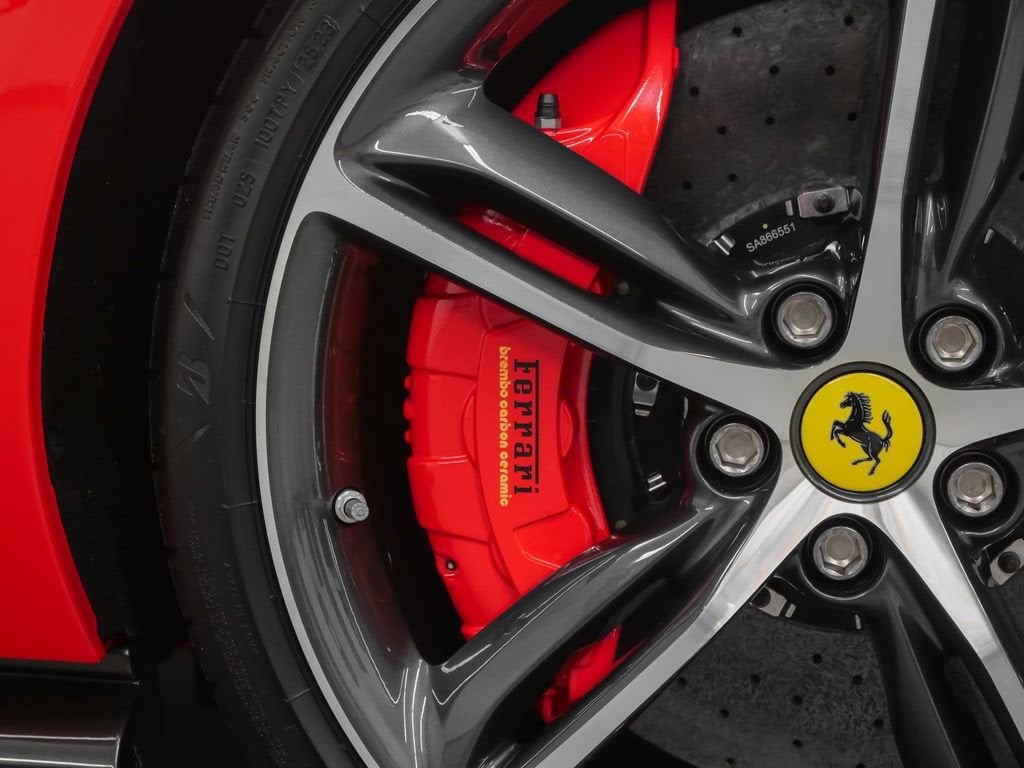 2024 Ferrari 296 GTS Base