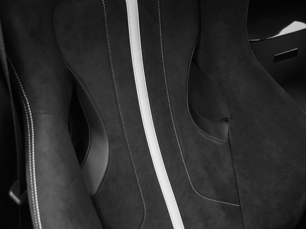 2022 Ferrari 812 Competizione Base