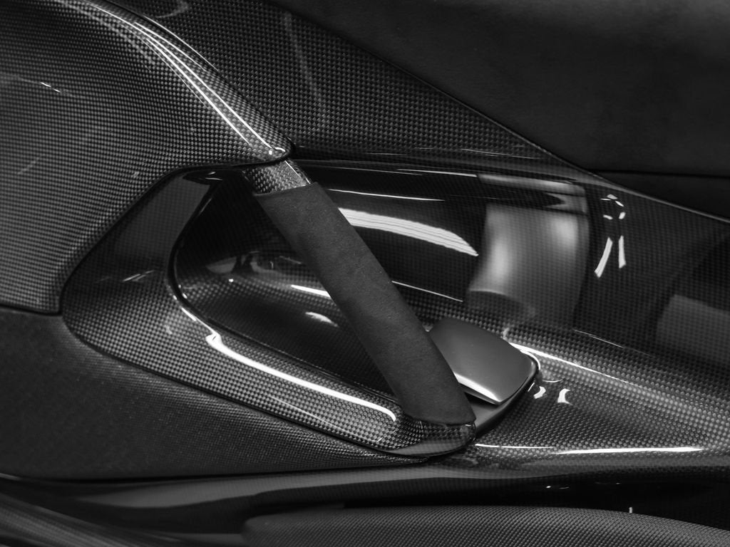 2022 Ferrari 812 Competizione Base