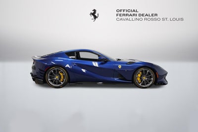 2022 Ferrari 812 Competizione Base