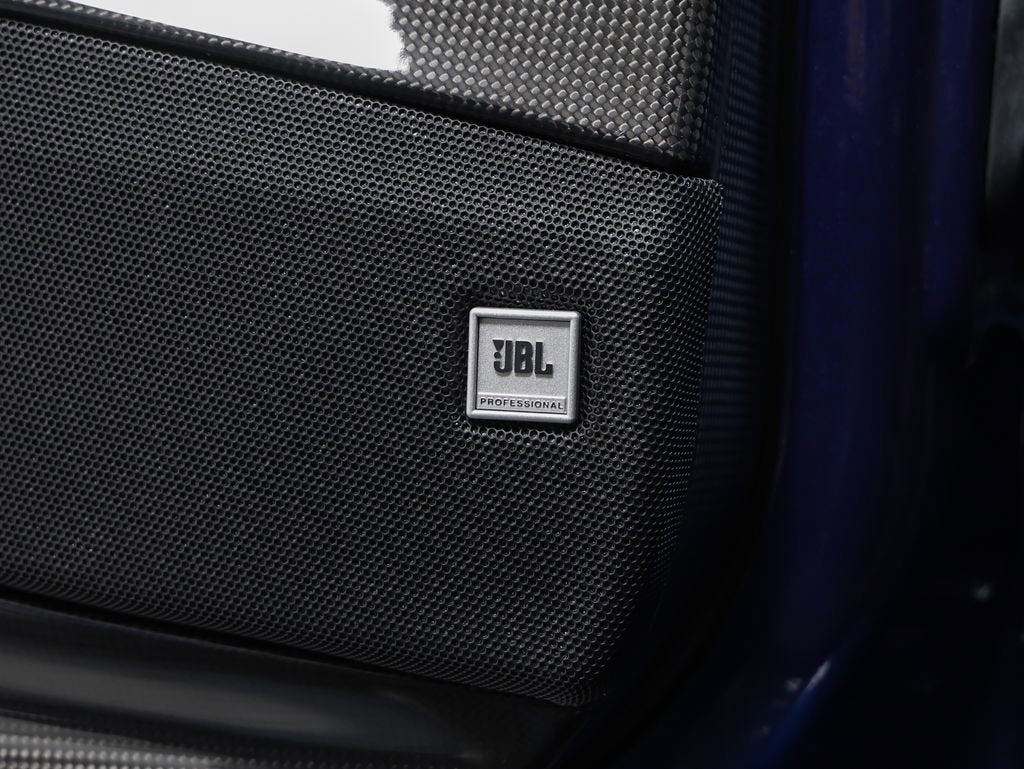 2022 Ferrari 812 Competizione Base