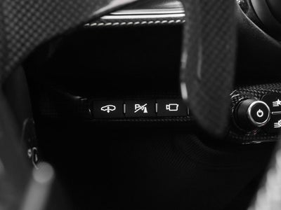 2022 Ferrari 812 Competizione Base