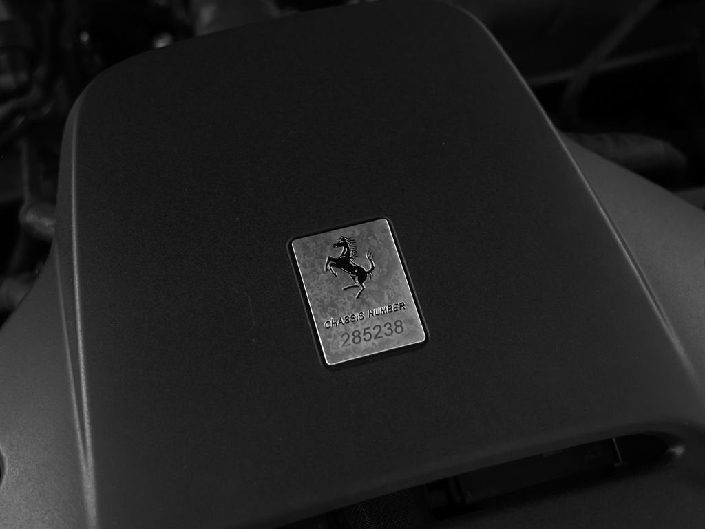 2022 Ferrari 812 Competizione Base