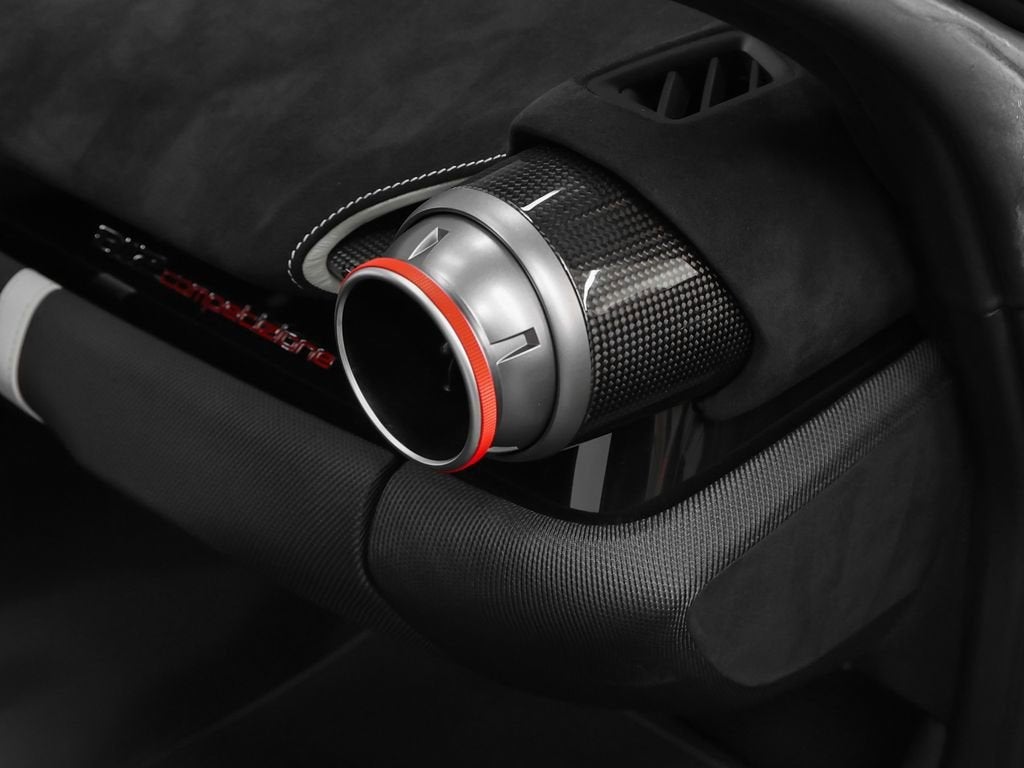 2022 Ferrari 812 Competizione Base