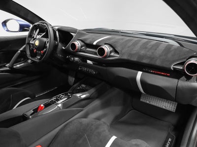 2022 Ferrari 812 Competizione Base