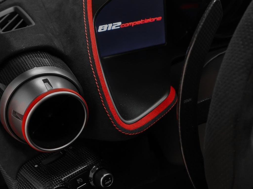 2023 Ferrari 812 Competizione Base