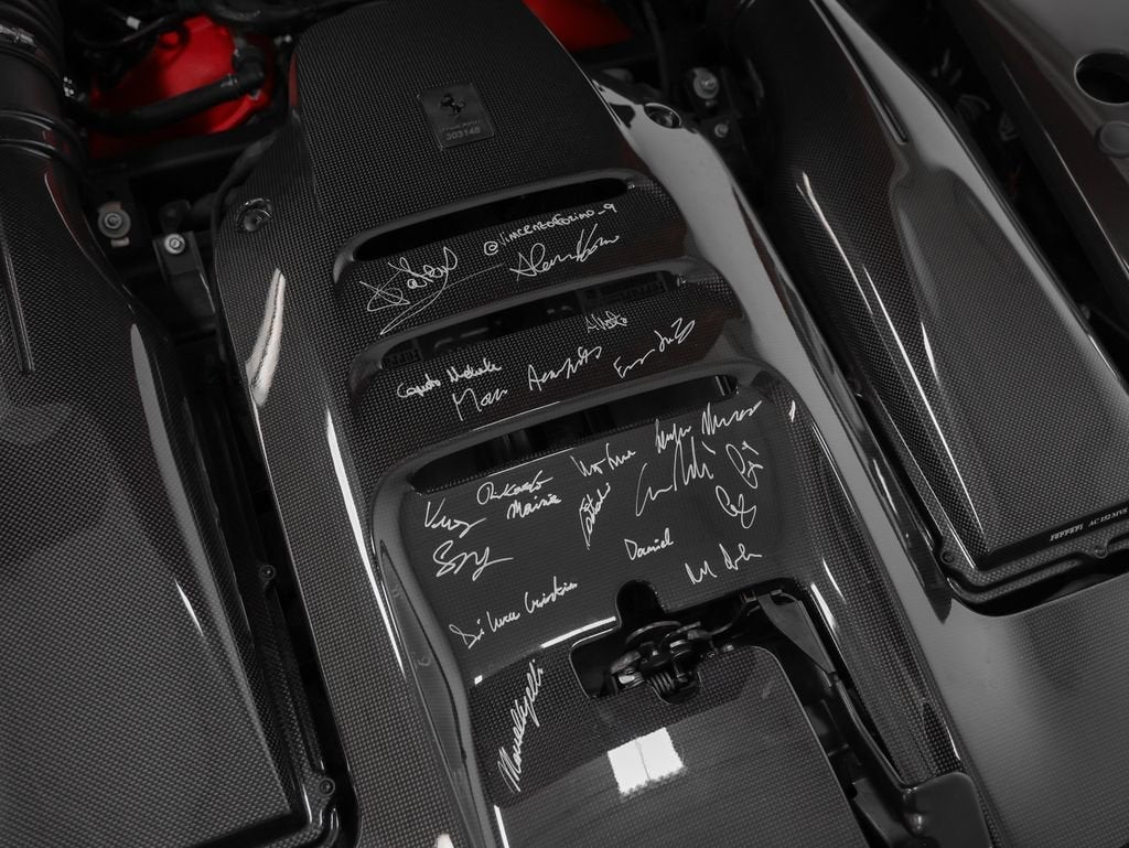 2024 Ferrari 812 Competizione Base