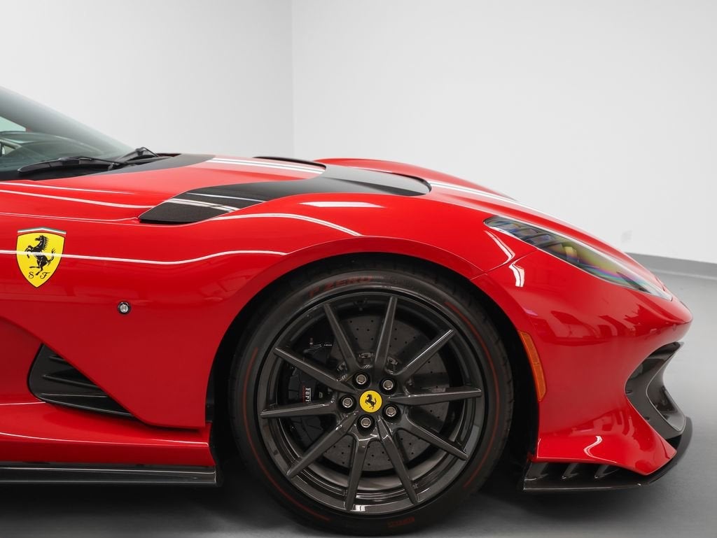 2024 Ferrari 812 Competizione Base