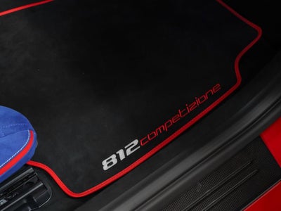 2024 Ferrari 812 Competizione Base