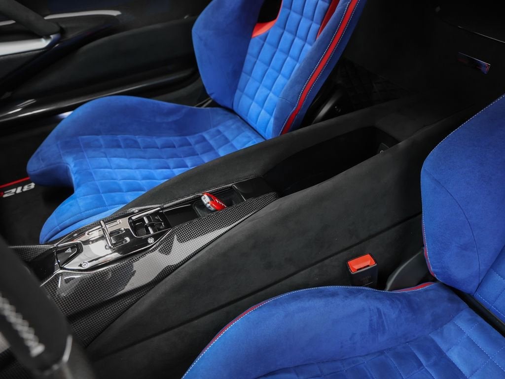 2024 Ferrari 812 Competizione Base