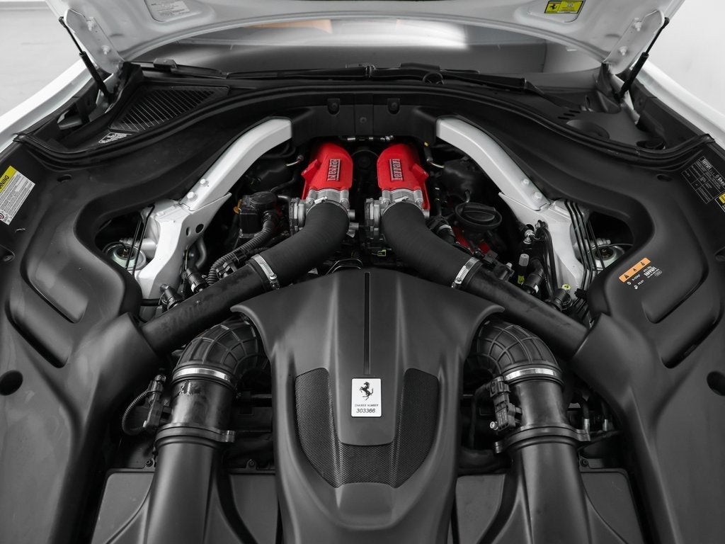 2024 Ferrari Roma Spider Base