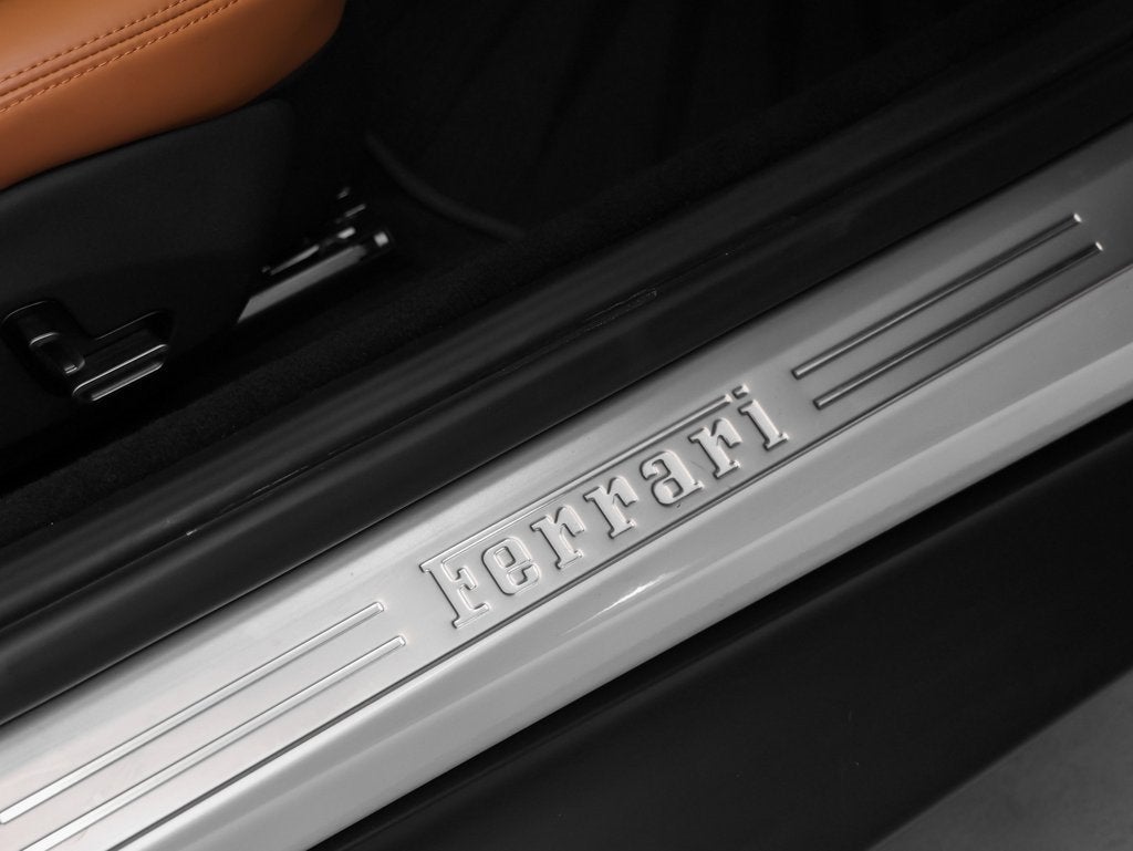 2024 Ferrari Roma Spider Base