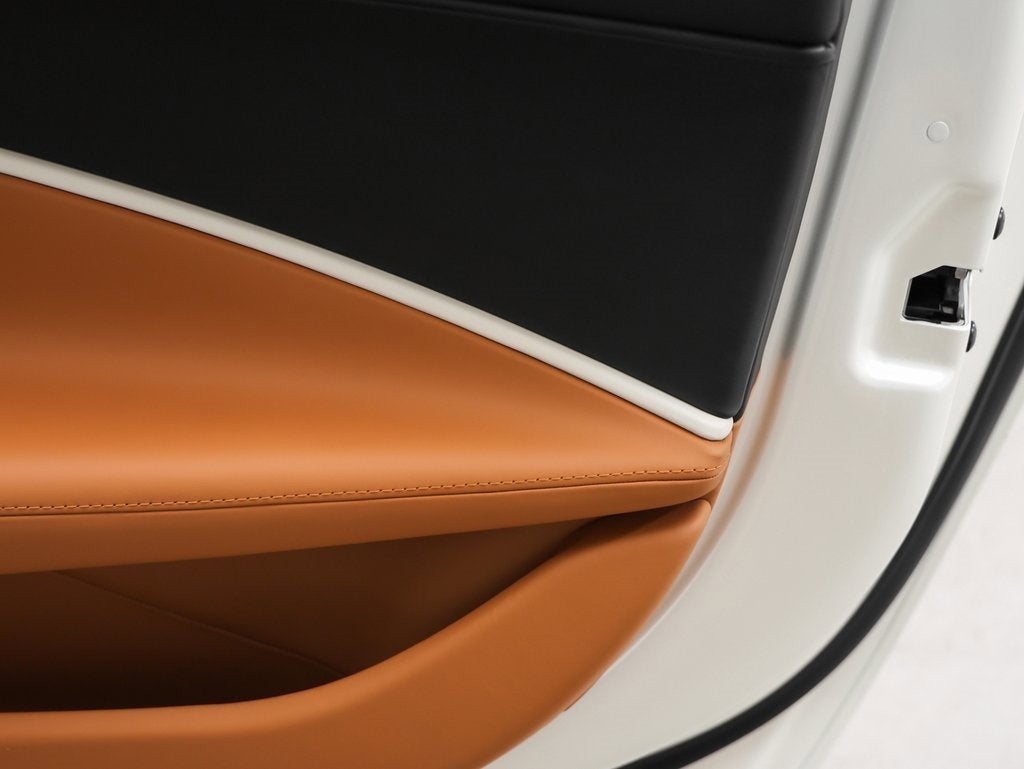 2024 Ferrari Roma Spider Base