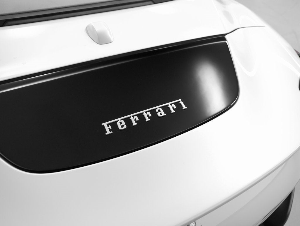 2024 Ferrari Roma Spider Base