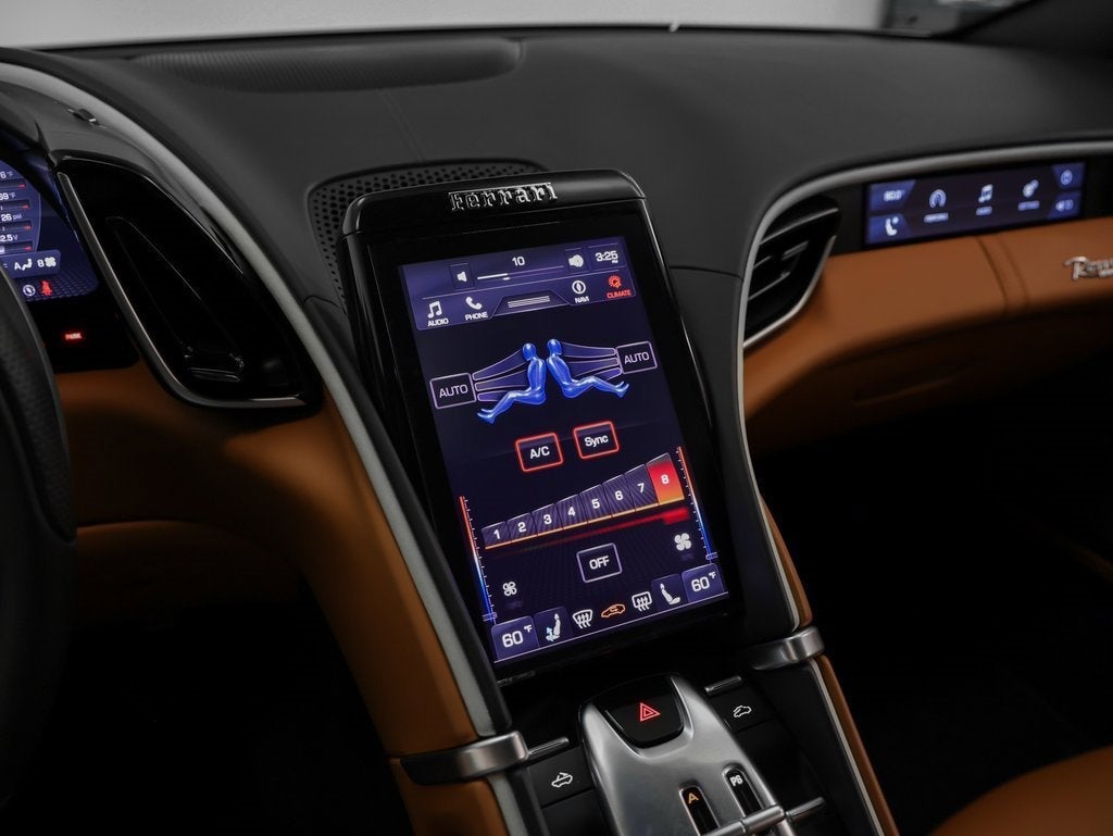 2024 Ferrari Roma Spider Base