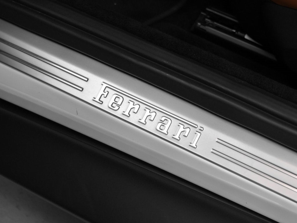 2024 Ferrari Roma Spider Base