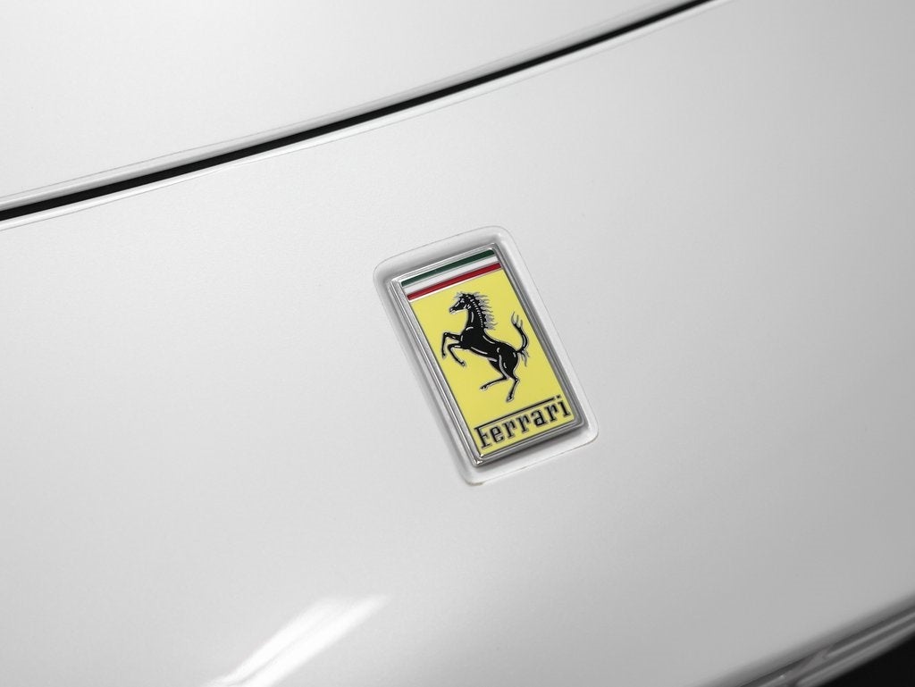 2024 Ferrari Roma Spider Base