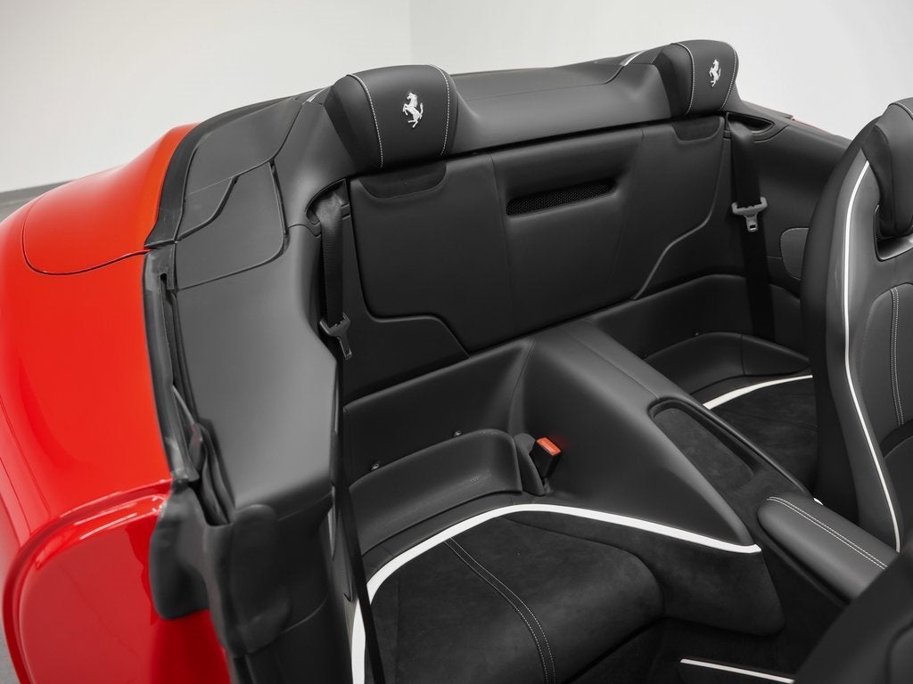 2024 Ferrari Roma Spider Base