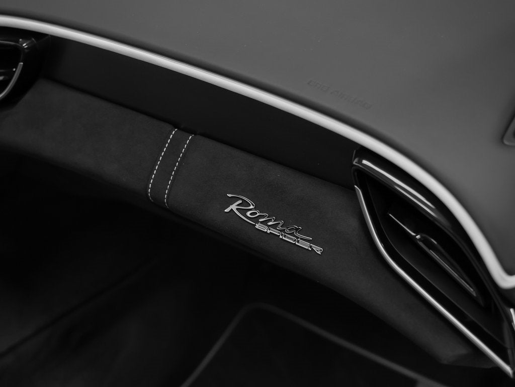 2024 Ferrari Roma Spider Base