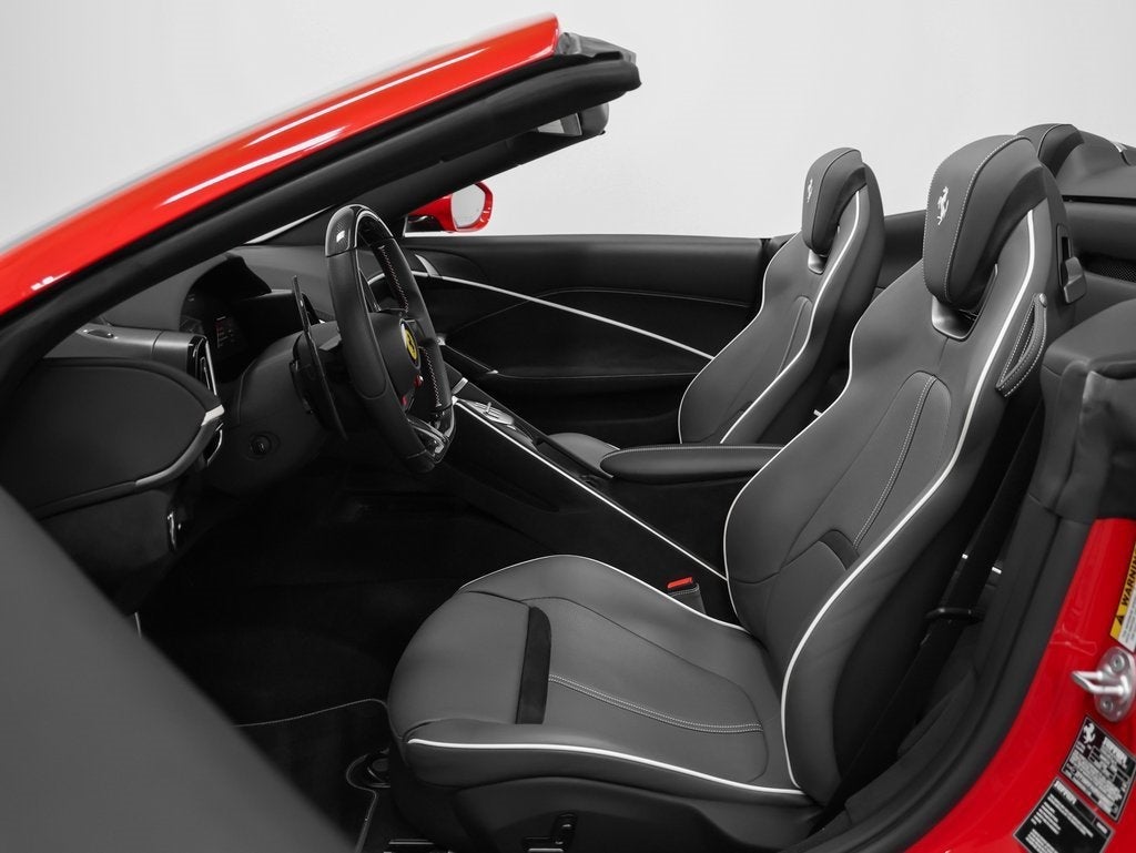 2024 Ferrari Roma Spider Base