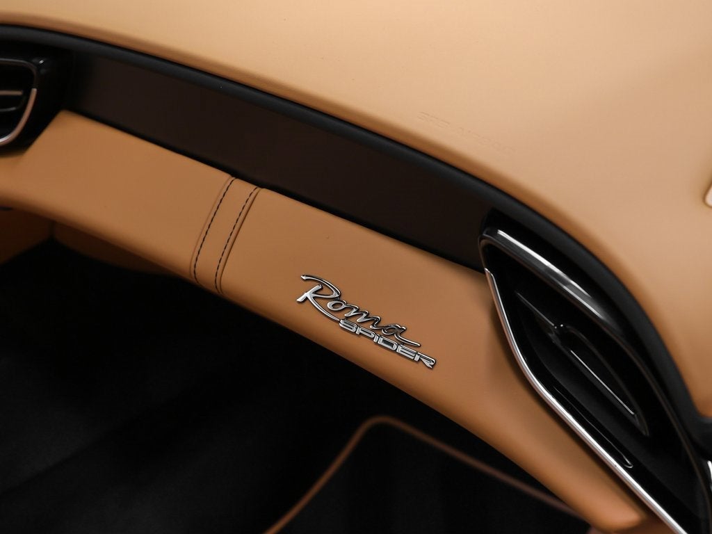 2025 Ferrari Roma Spider Base